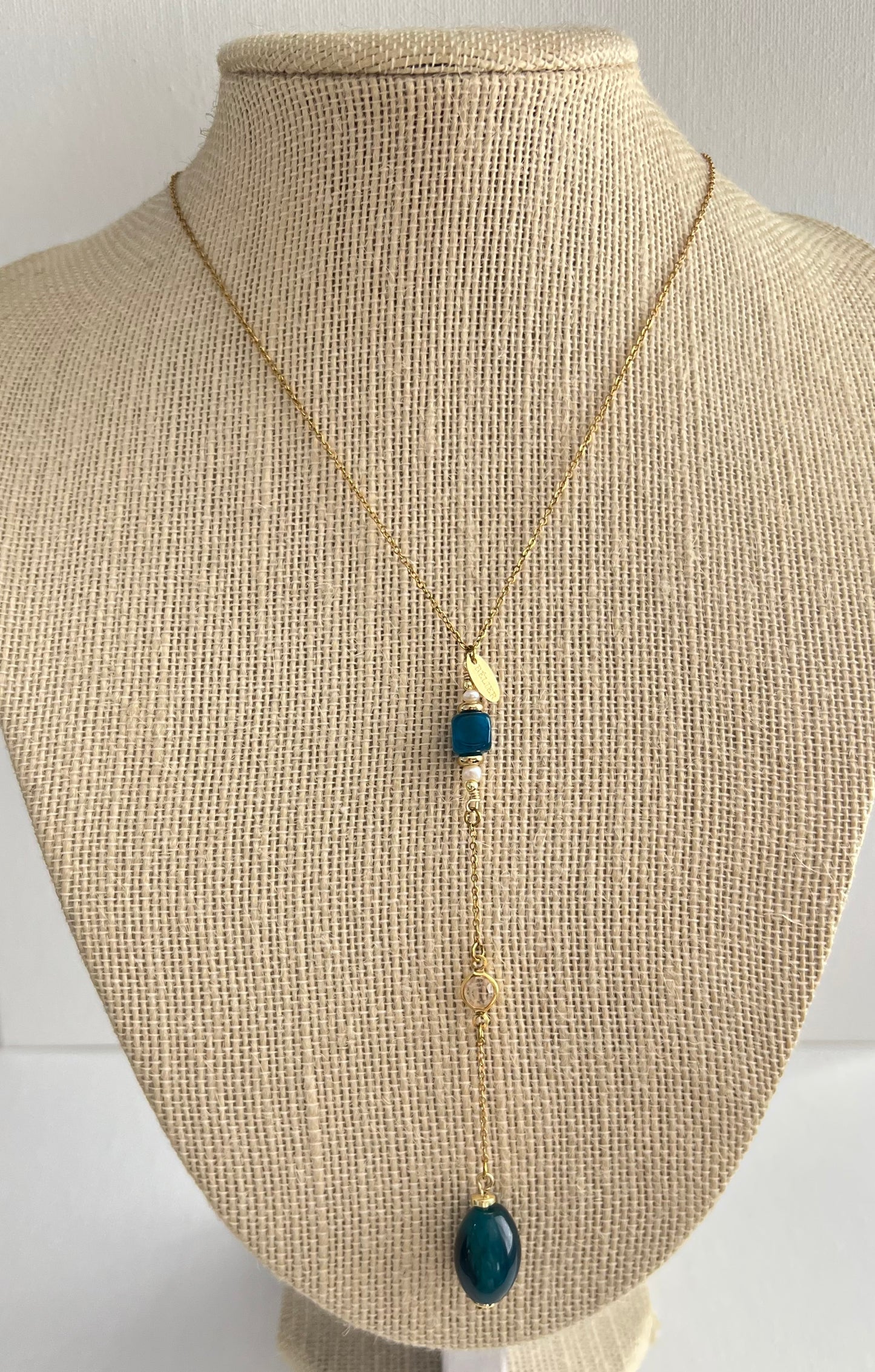 Dije azul